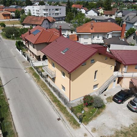 Apartments Aqua Resa Bihac Exterior photo